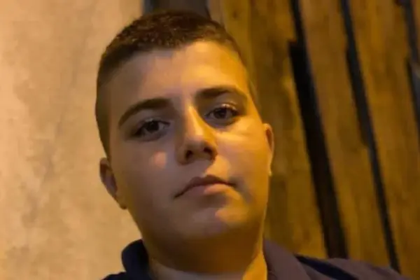Deadly car-motorcycle crash: 19-year-old loses his life