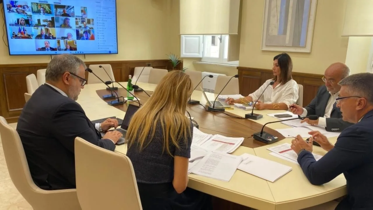 Port reform, face-to-face Ministry-Municipalities