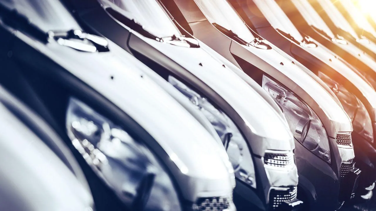 New cars for 100 euros a month, here's social leasing: how it works and the requirements to access