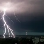 Weather in Tuscany, new alert for very strong thunderstorms: the risk area narrows – The list of Municipalities
