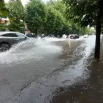 Bad weather in Tuscany, flooded roads, fallen trees and cloudbursts – It's not over: the areas at risk in the coming hours / Live coverage