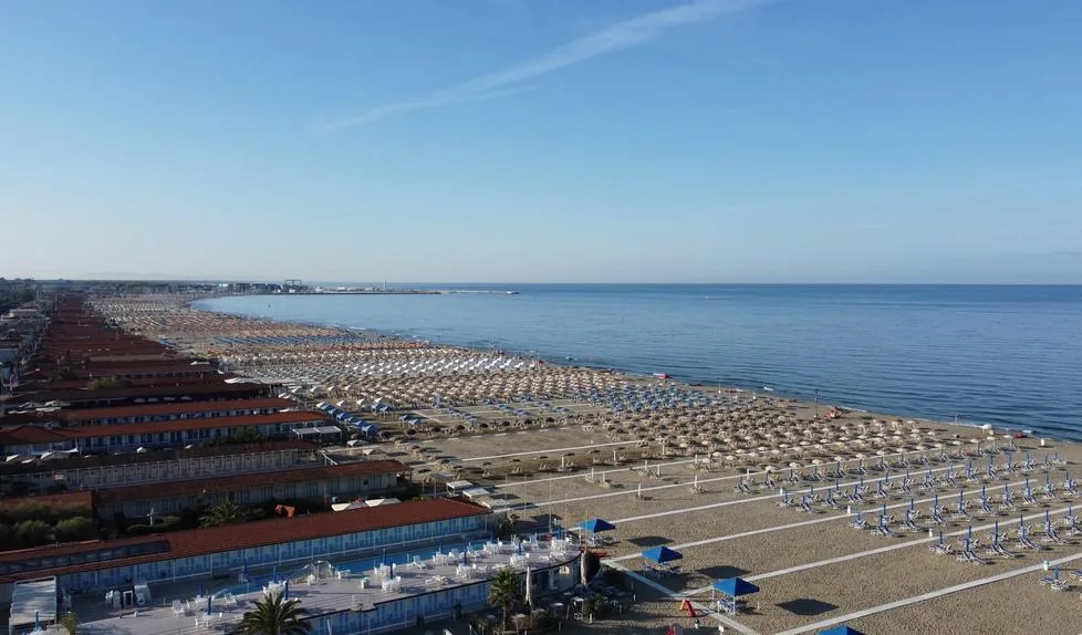 Beaches, auctions getting closer and closer (despite the complaints): the two key steps that are missing