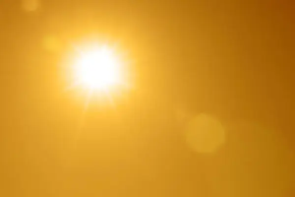 Heat alert, the number of cities with a red warning increases. The expert: "What happens to our body when it reaches 40 degrees"