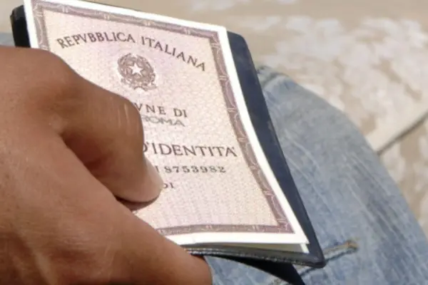 Paper identity card, let's clarify the extension: what it can be used for after August 3rd