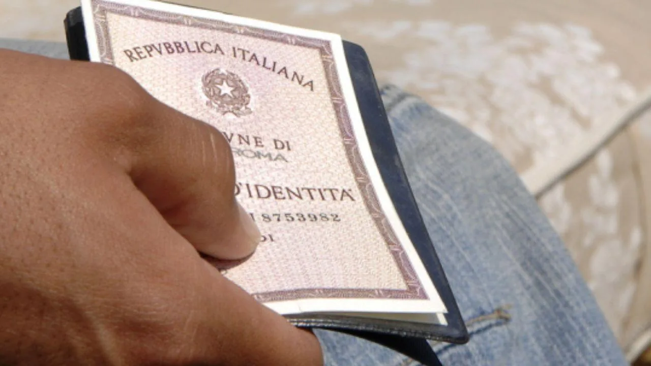 Paper identity card, let's clarify the extension: what it can be used for after August 3rd