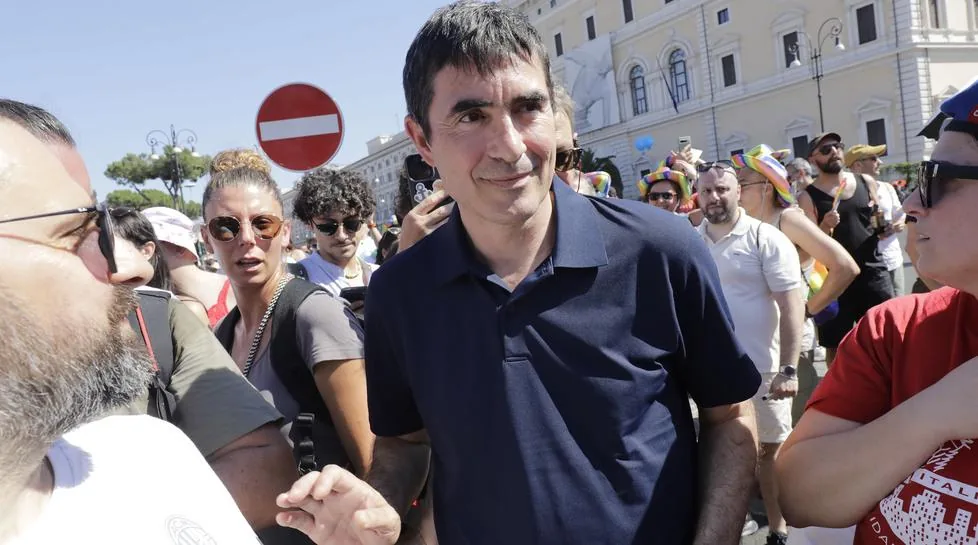 «Meloni tried a scam but it backfired on her»: Fratoianni renews the call for resignation