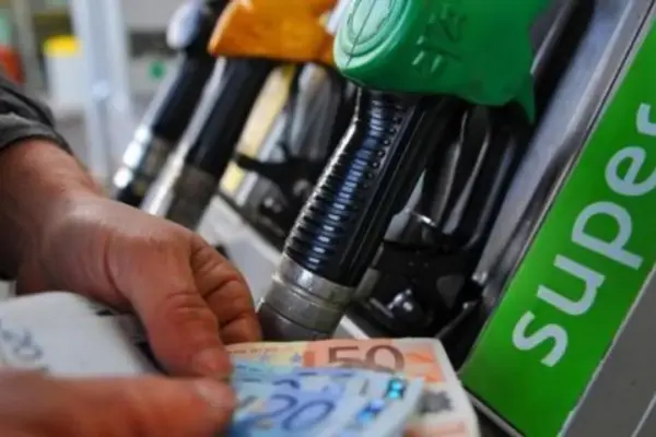 Mobile excise, the diesel discount extended until August 26: the decree signed
