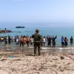 Migrants, new clash Rome-Madrid: in Spain immediate checks at borders, airports and ports for those arriving from Italy