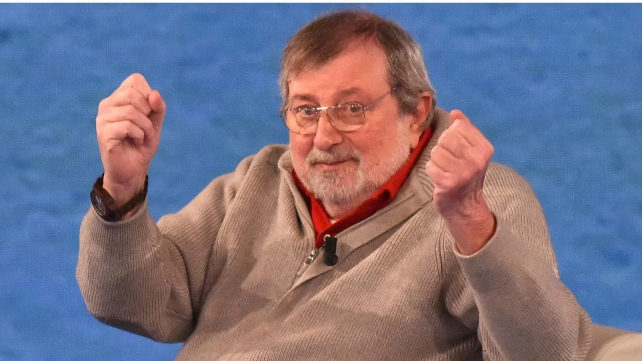 Goodbye Francesco Guccini: inside the life of the timeless poet – The refuge in the Tuscan Apennines, the beginnings as a teacher, the success and the last song