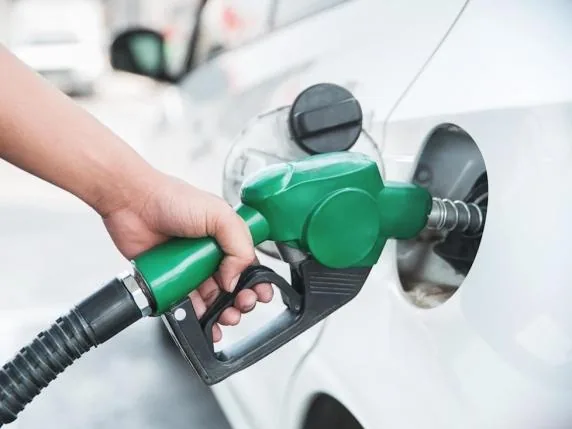 Gasoline, prices: new historic record on the highway