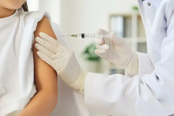 Respiratory syncytial virus and flu, vaccination campaign starts in Tuscany: how it works