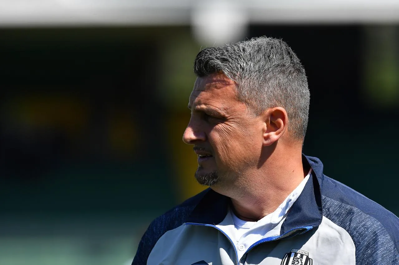 Soccer, illness on the padel court: Andrea Camplone in serious condition