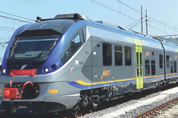 Trains in Tuscany, 50% discount on subscriptions in October: how to get it